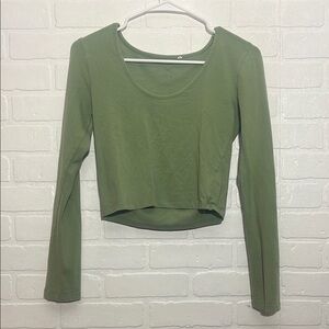 PacSun Green Long Sleeve Crop Top size Small